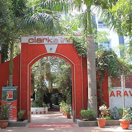 Aravali Clarks Inn Alwar Exterior foto