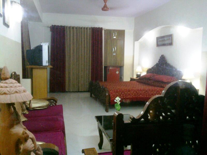 Aravali Clarks Inn Alwar Habitación foto