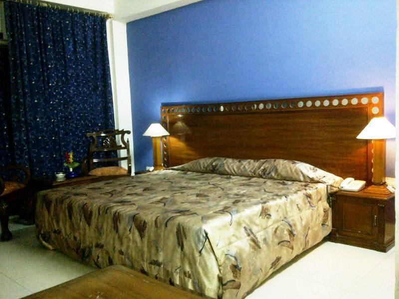 Aravali Clarks Inn Alwar Exterior foto